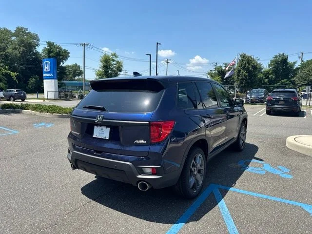Certified Used 2023 Obsidian Blue Pearl Honda EX-L image 8