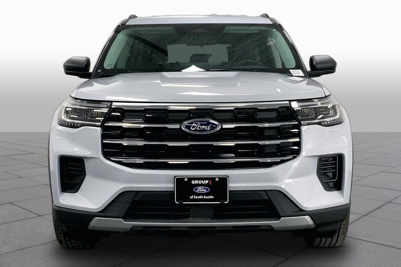 New 2026 Space White Metallic Ford Active image 3