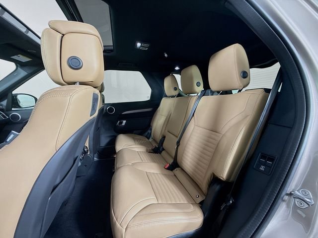 New 2026 Lantau Bronze Land Rover Dynamic SE image 24