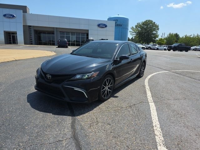 Used 2022 Black Toyota SE image 7