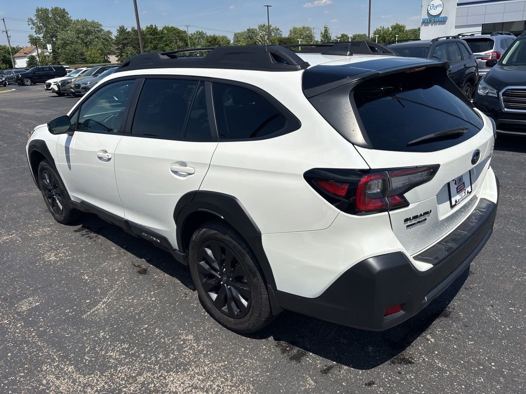 Certified Used 2025 White Subaru Onyx Edition image 5