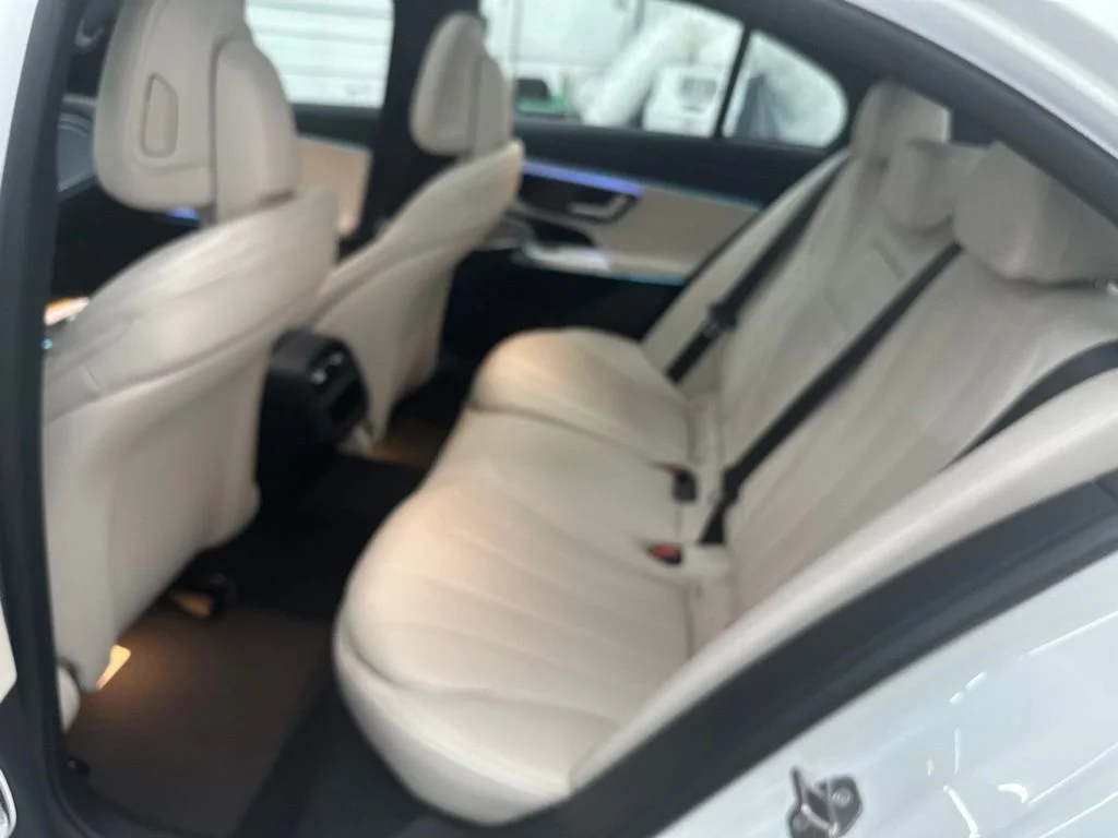 New 2027 White Mercedes-Benz E 350 image 24