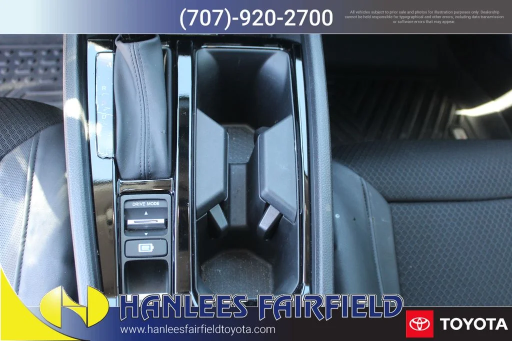 Used 2025 White Honda EX-L image 21