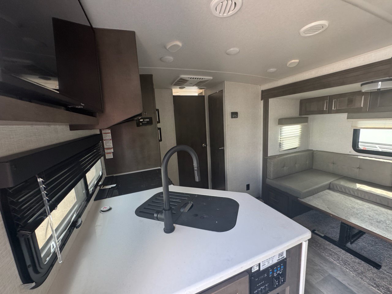 Used 2021  Forestriver 2075S image 10