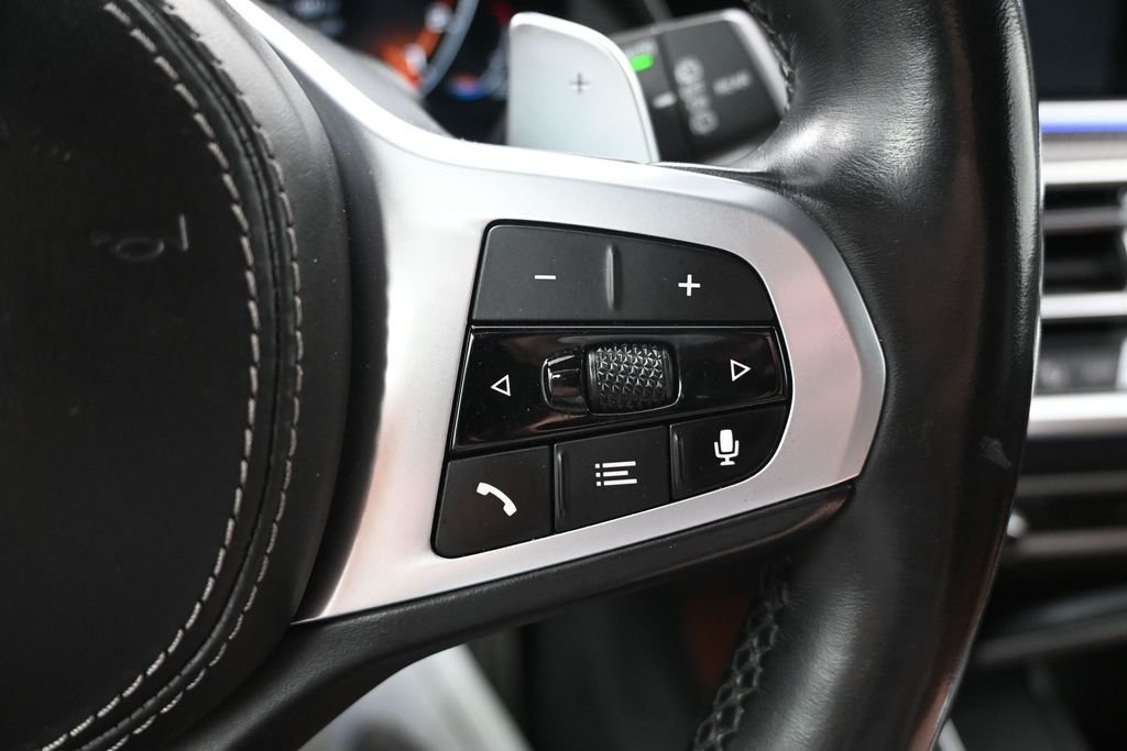 Used 2022 Carbon Black Metallic BMW M50i image 26