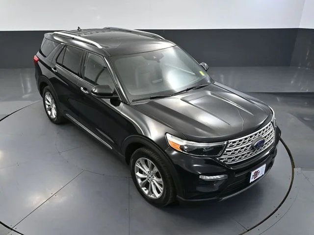 Used 2020 Black Ford Limited image 56
