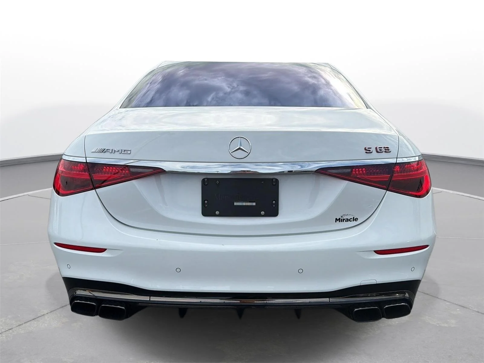 Used 2024 Moonlight White Mercedes-Benz AMG® S 63 E image 7
