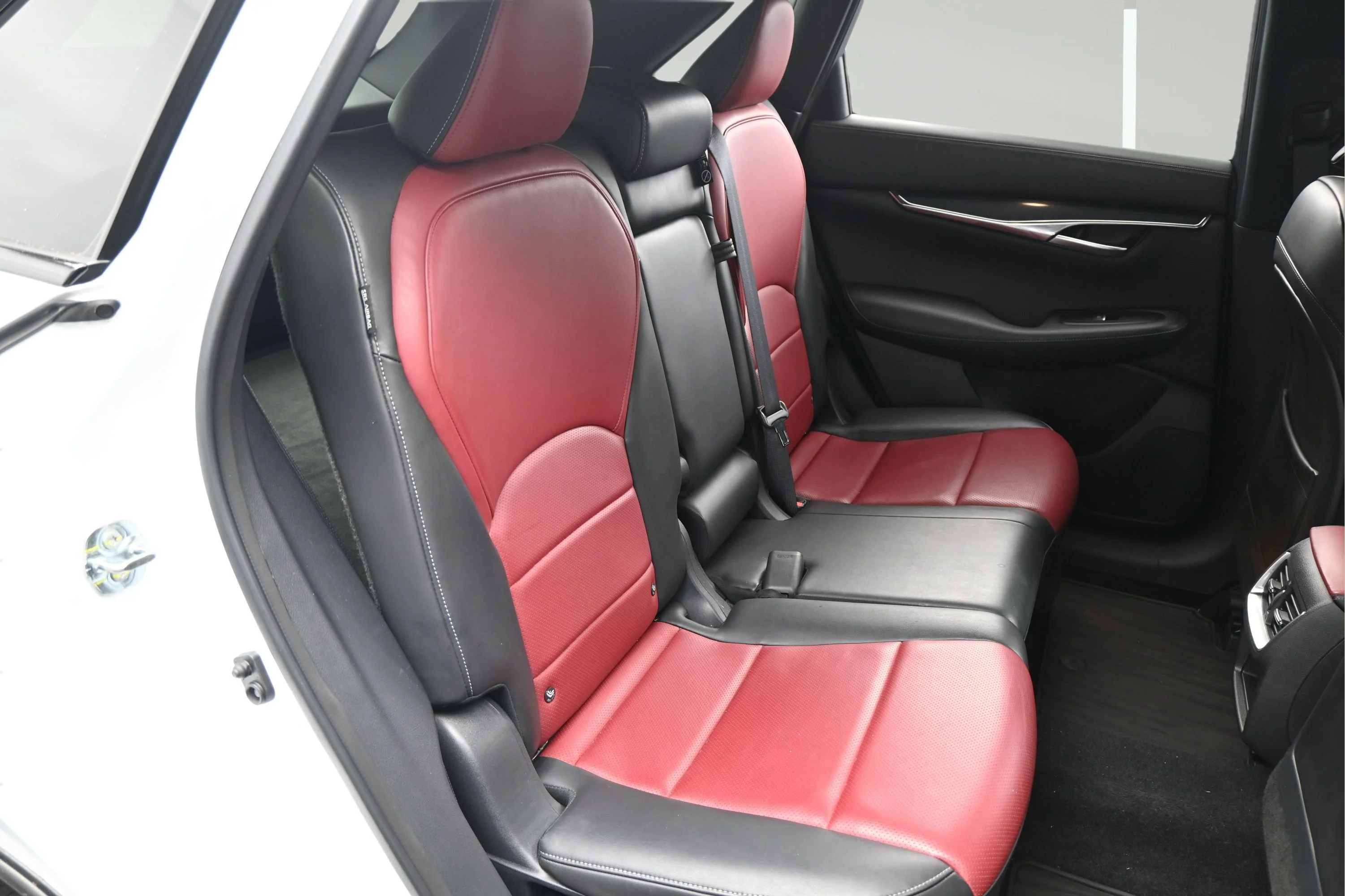Used 2024 Radiant White INFINITI SPORT image 13