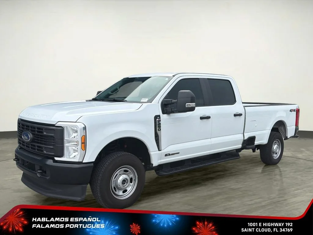Used 2025 White Ford XL image 2