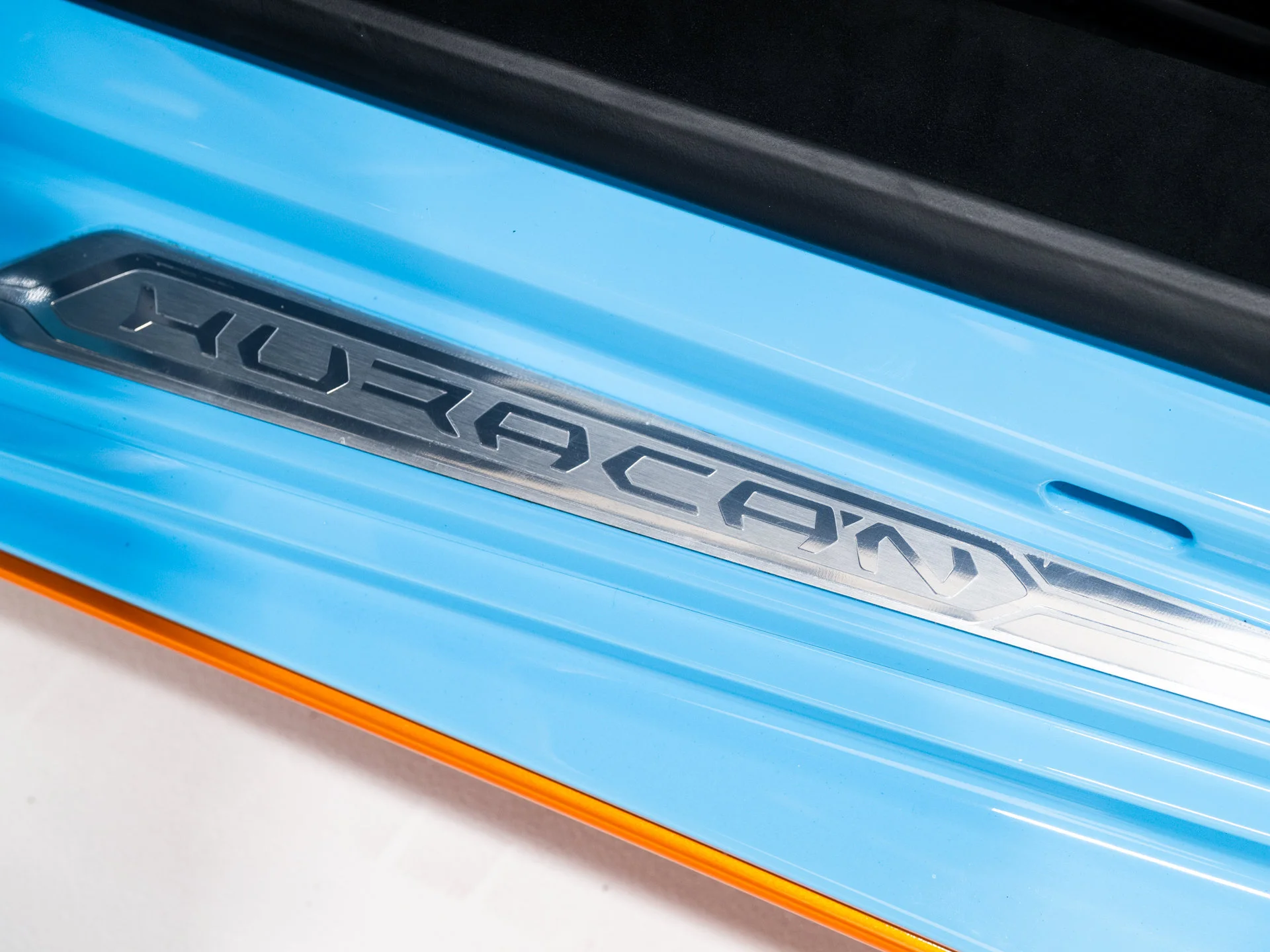 Used 2022 Blu Laufey Metallic Lamborghini Base image 37