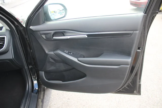 Used 2025 Black Kia LX image 30