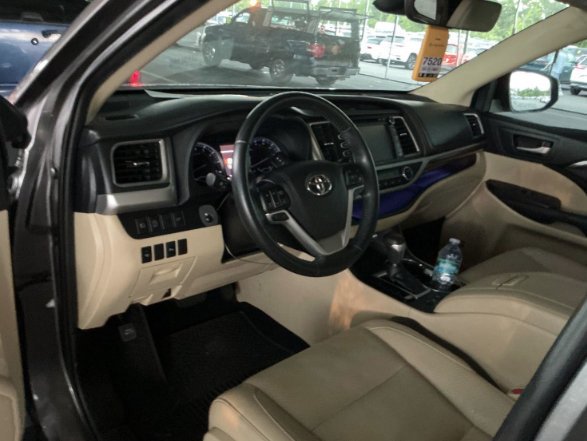 Used 2019 Predawn Gray Mica Toyota Limited image 2