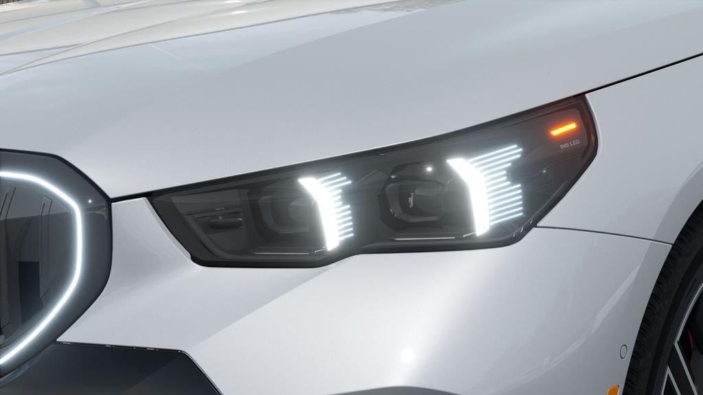 New 2027 Brooklyn Grey Metallic BMW 530i image 30