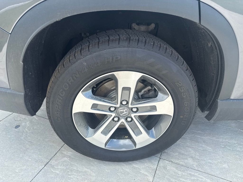 Used 2025 Gray Honda EX-L image 11