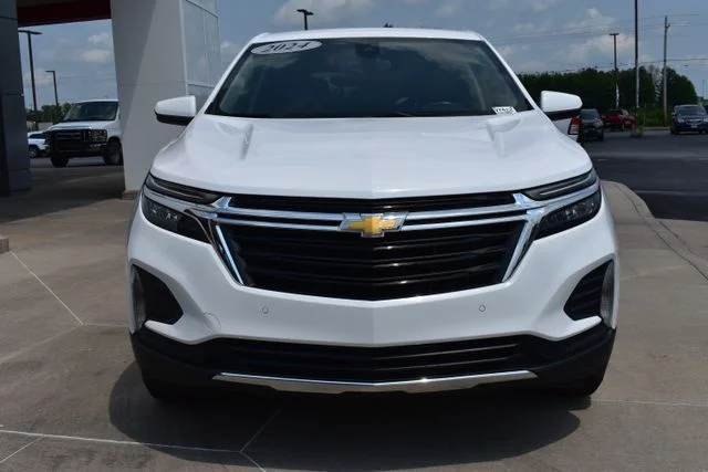 Used 2024 White Chevrolet LT image 3