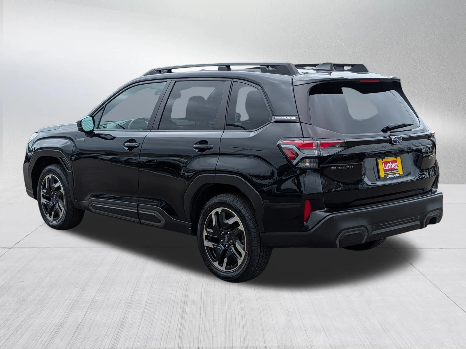 Used 2025 Crystal Black Silica Subaru Limited Hybrid image 5
