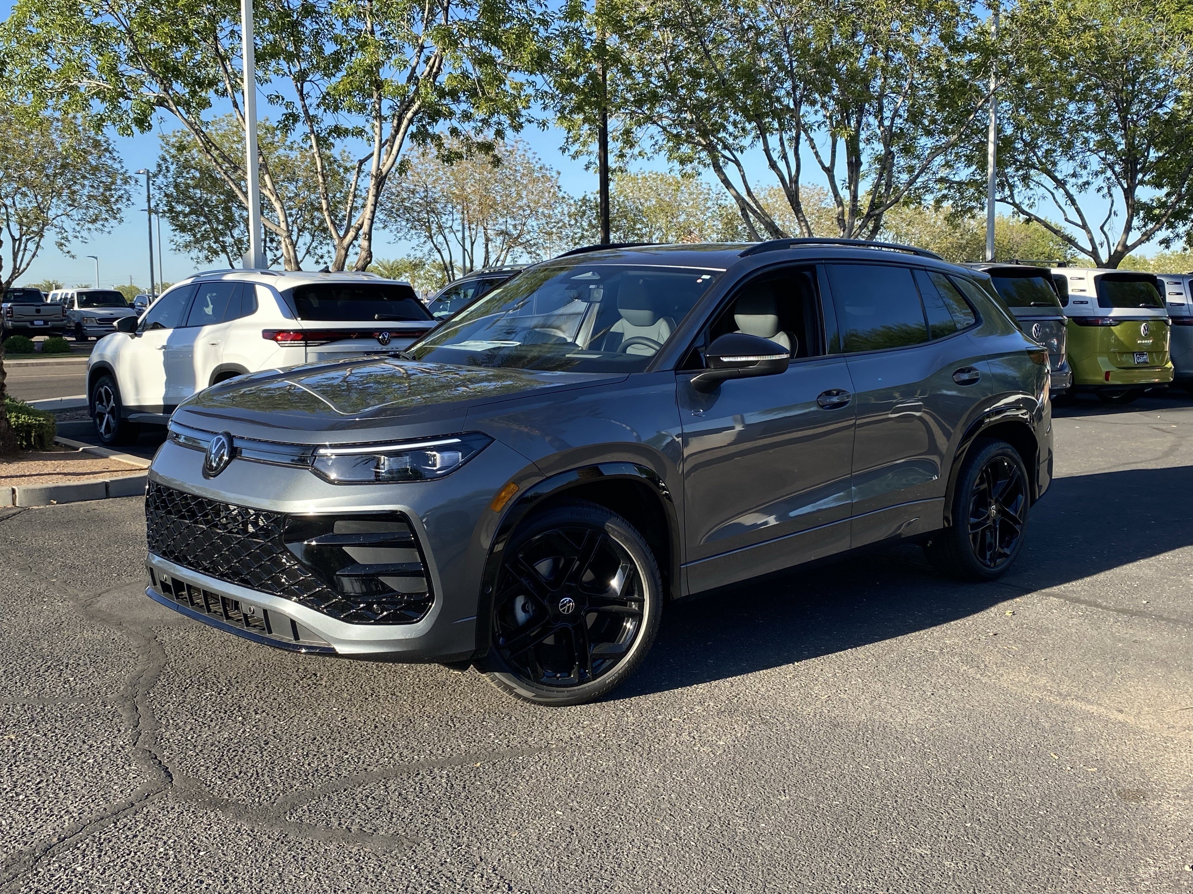 2026 Volkswagen Tiguan SE R-LINE BLACK - Photo 21