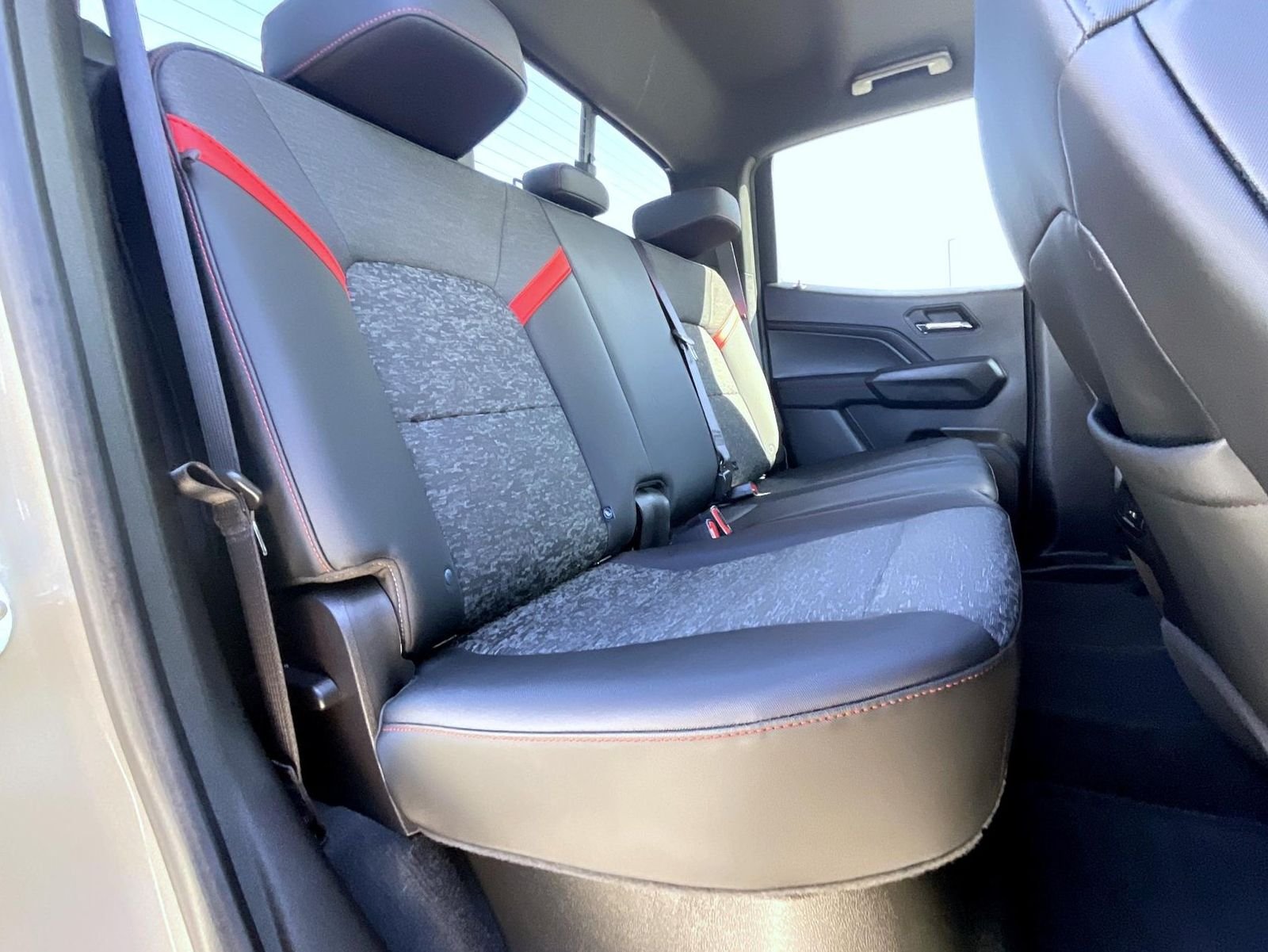 Used 2023 Beige Chevrolet Z71 image 20