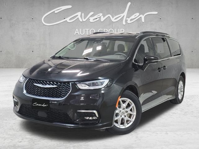 2022 Chrysler Pacifica Touring L's photo