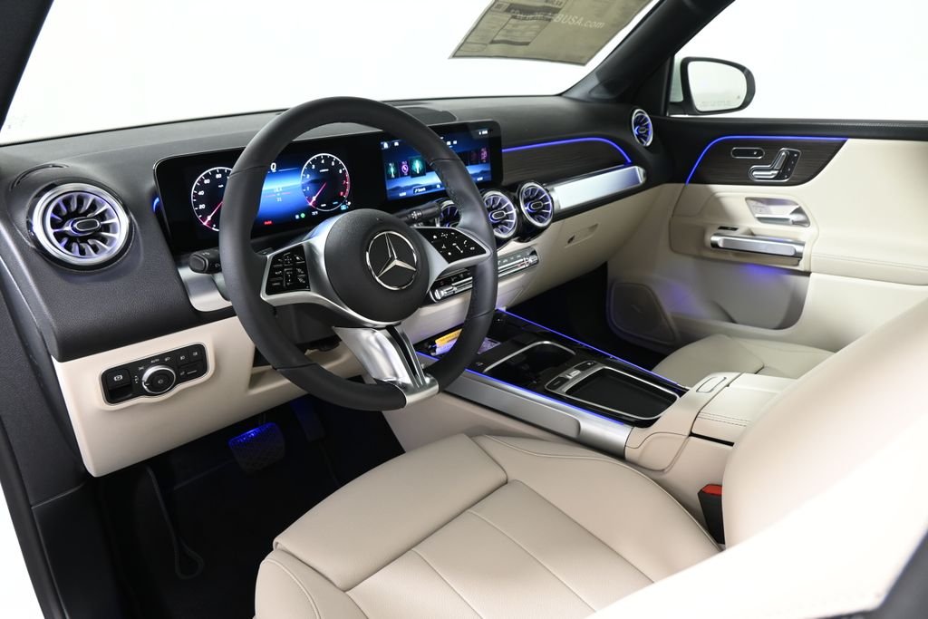 Used 2026 Polar White Mercedes-Benz GLB 250 image 14