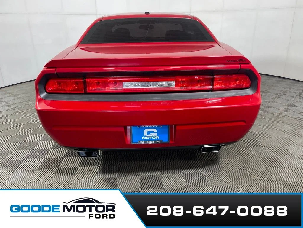 Used 2012 Redline 3 Coat Pearl Dodge R/T image 6