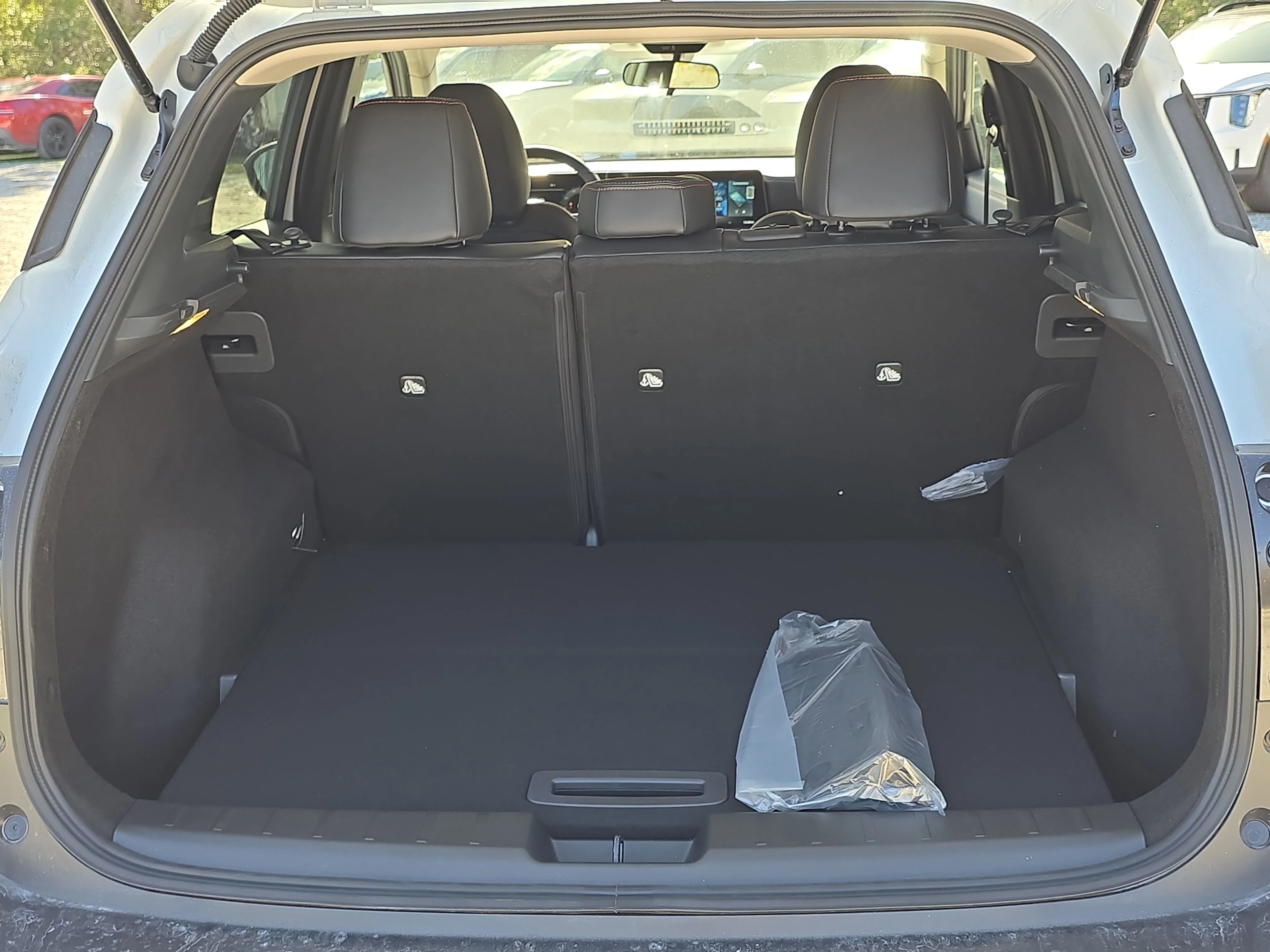 New 2026 Aspen White TriCoat Nissan SR image 12