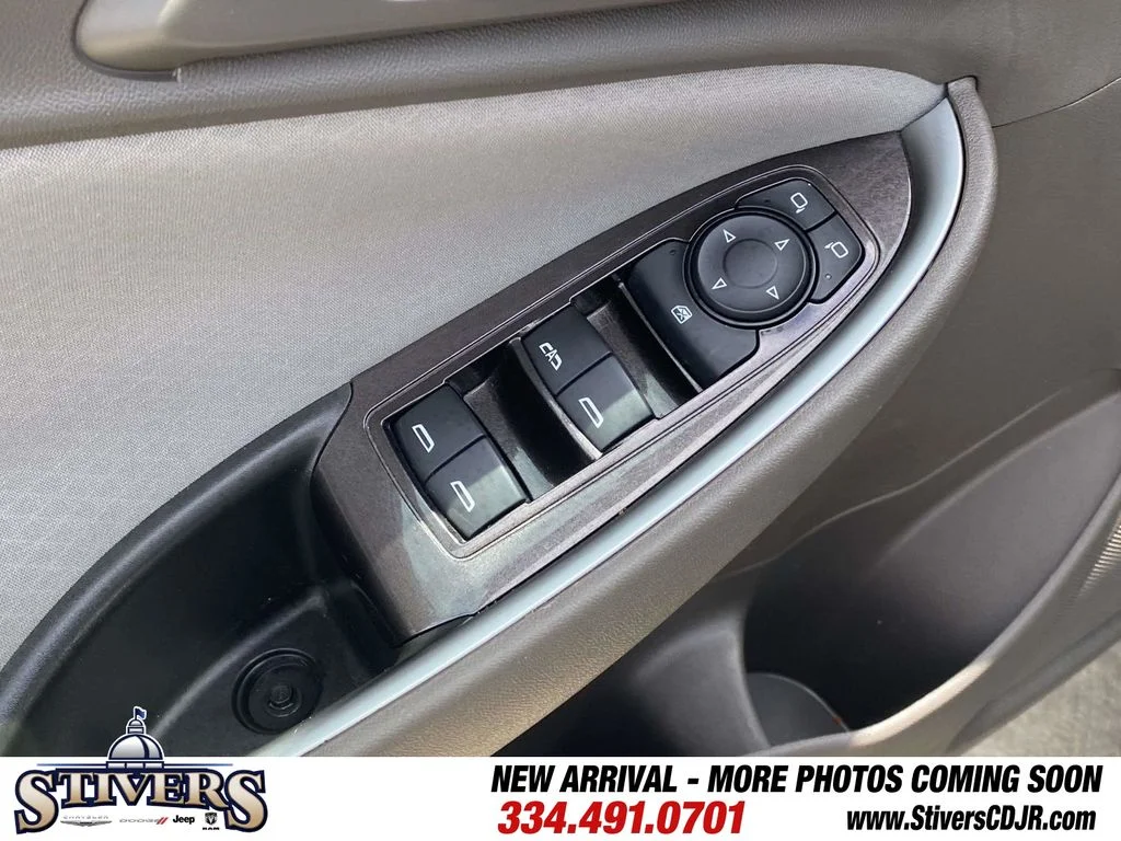 Used 2025 Blue Chevrolet LT image 50