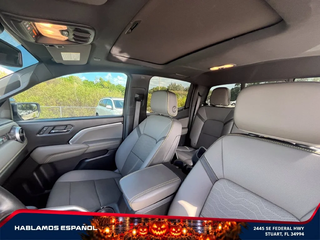 Used 2025 Summit White Chevrolet ZR2 image 14