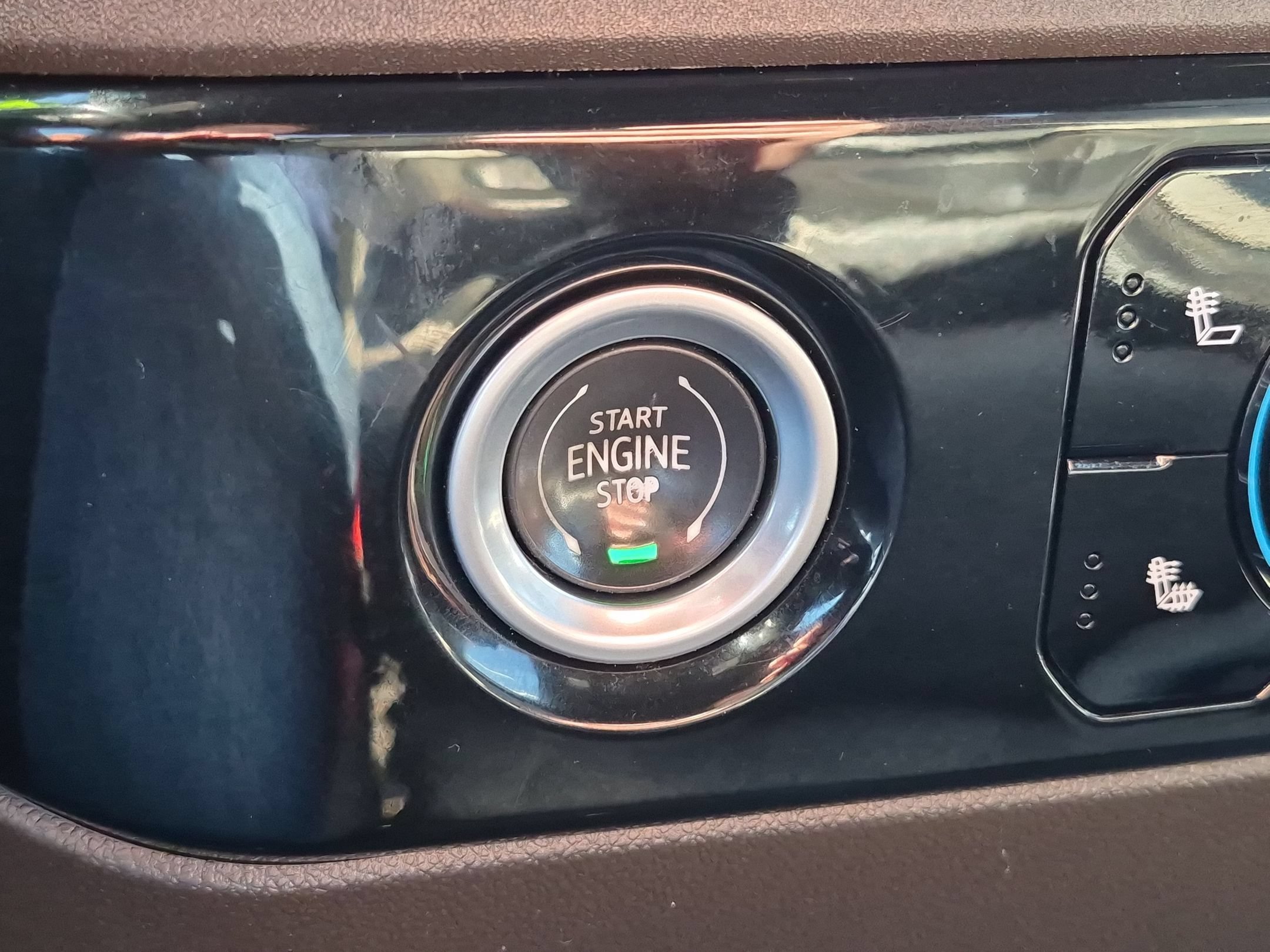 Used 2022 Summit White GMC SLT image 19
