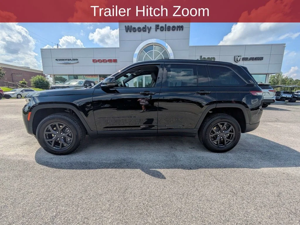 New 2027 High-Gloss Black Paint Jeep  image 8