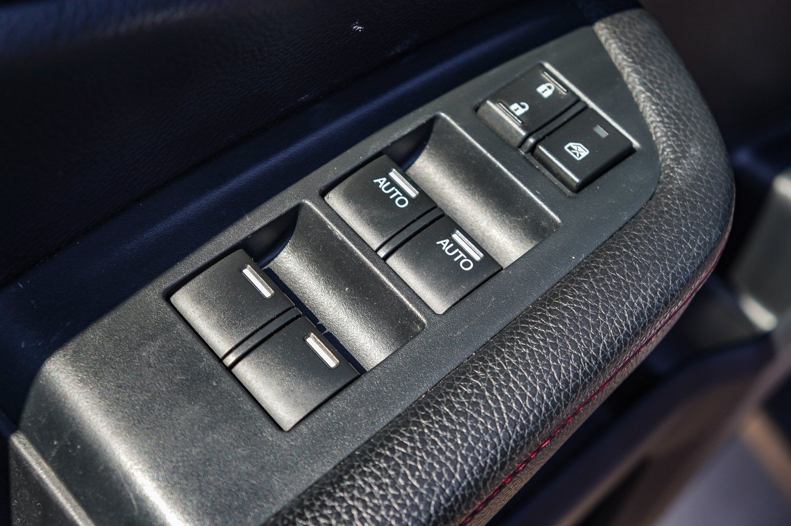 2022 Honda Pilot Black Edition - Photo 23
