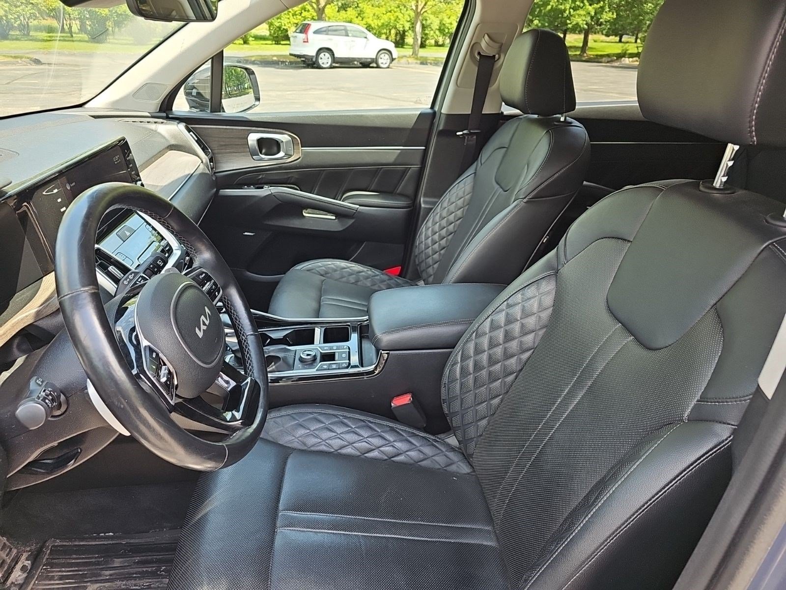 Used 2022 Everlasting Silver Kia X-Line SX Prestige image 17