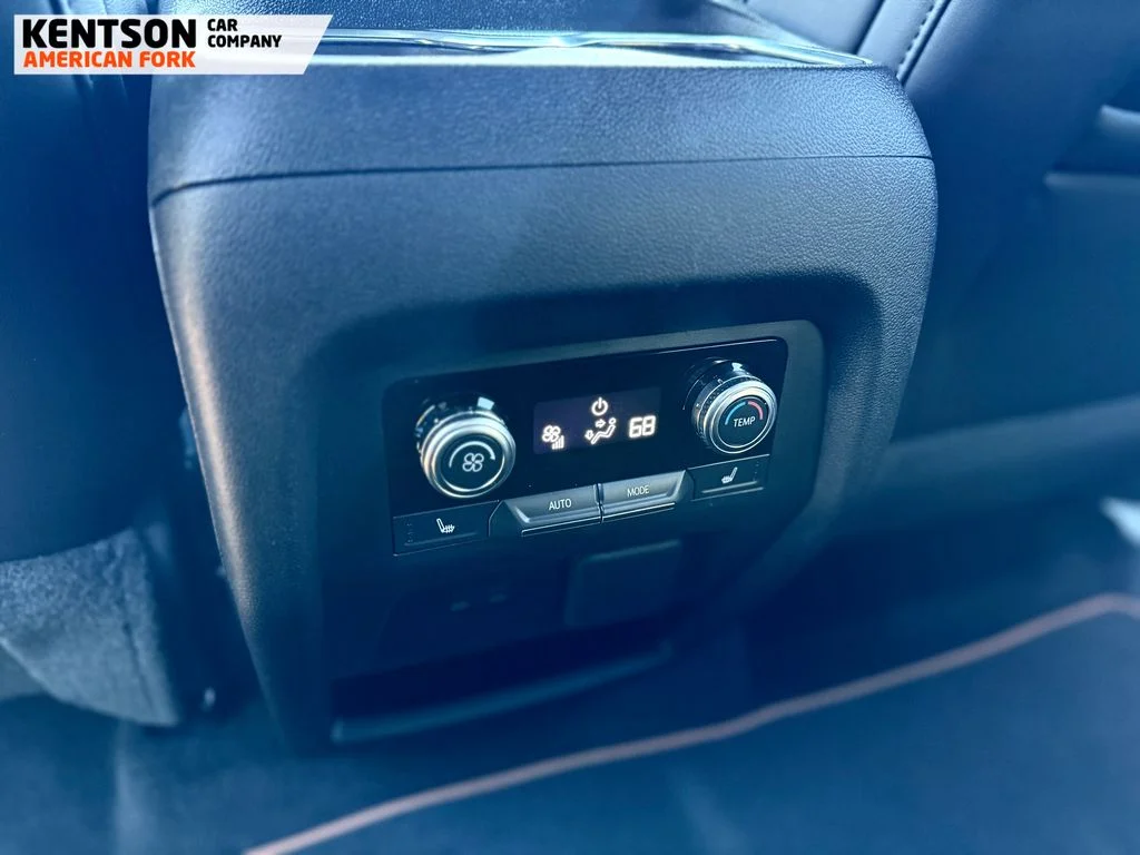 Used 2026 White GMC AT4 image 34