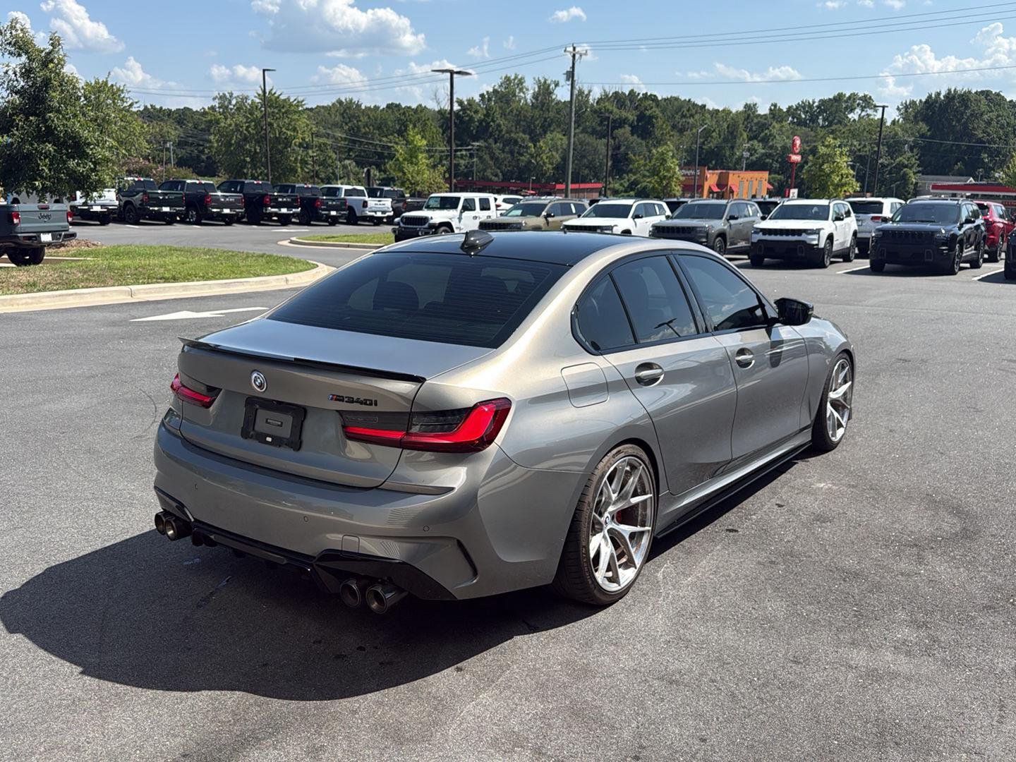 Used 2022 Oxide Grey Metallic BMW M340i image 5