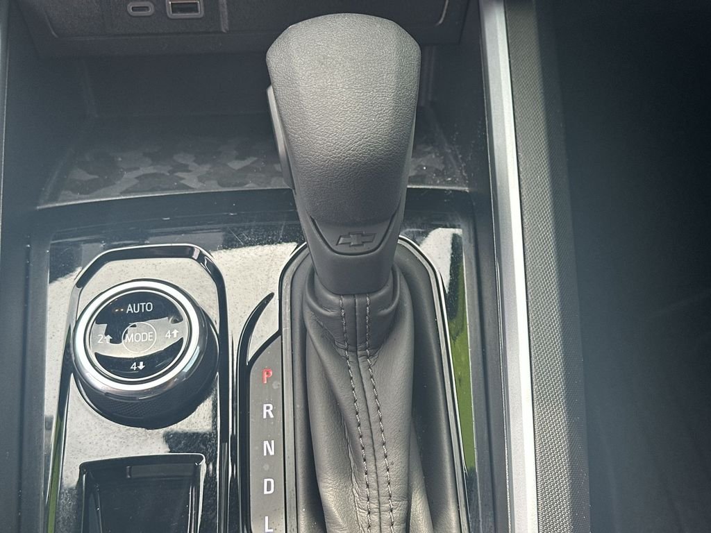 Used 2024 Sterling Gray Metallic Chevrolet Trail Boss image 29