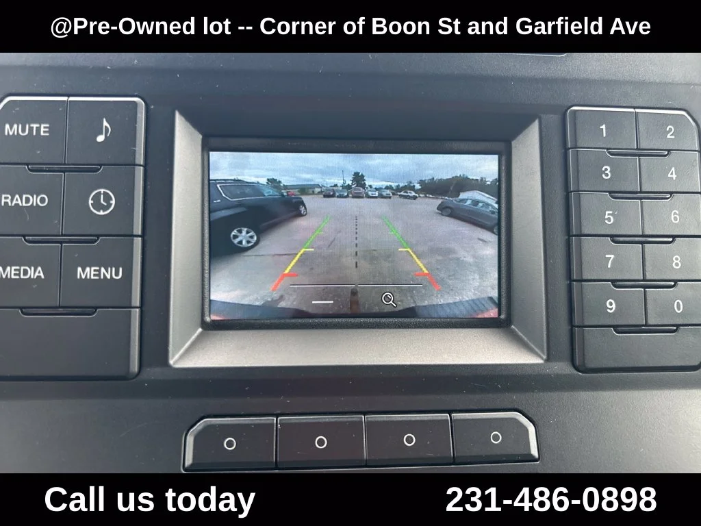 Used 2019 Red Ford XL image 16