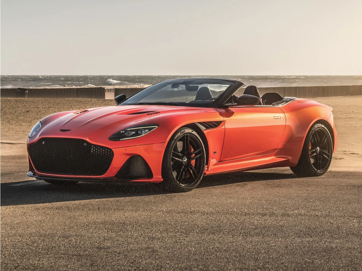 2023 Aston Martin DBS