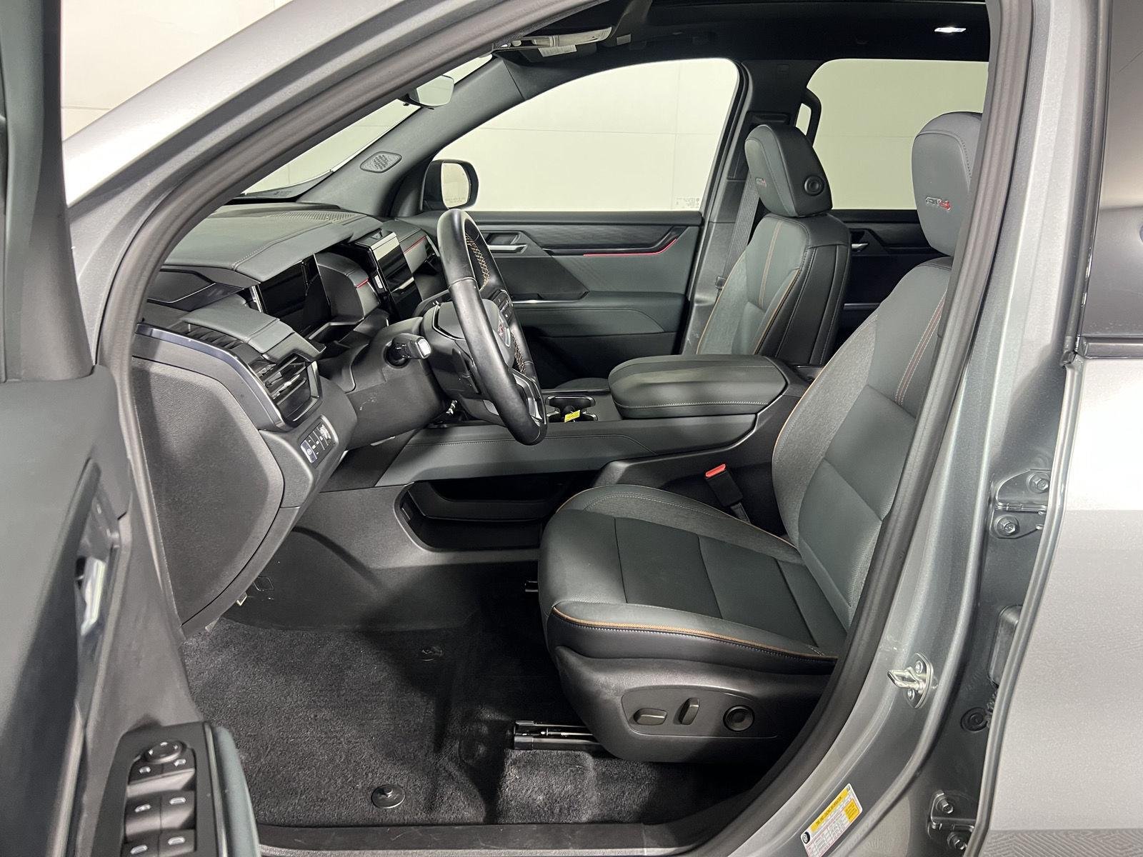 Used 2026 Sterling Metallic GMC AWD AT4 image 30
