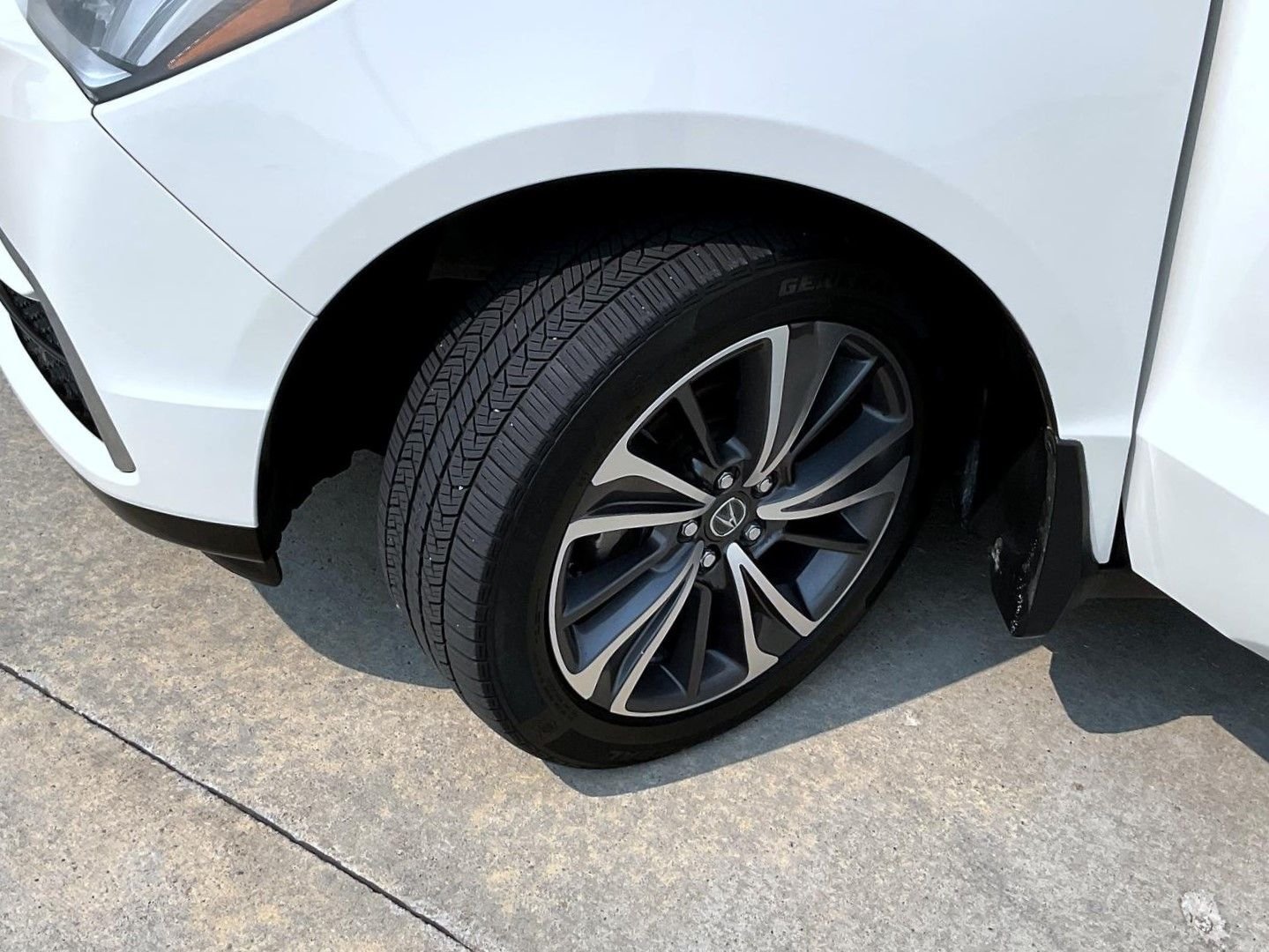 Used 2019 White Acura 3.5L Technology Package image 26