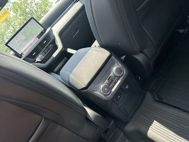 New 2026 Space White Metallic Ford Tremor® image 52