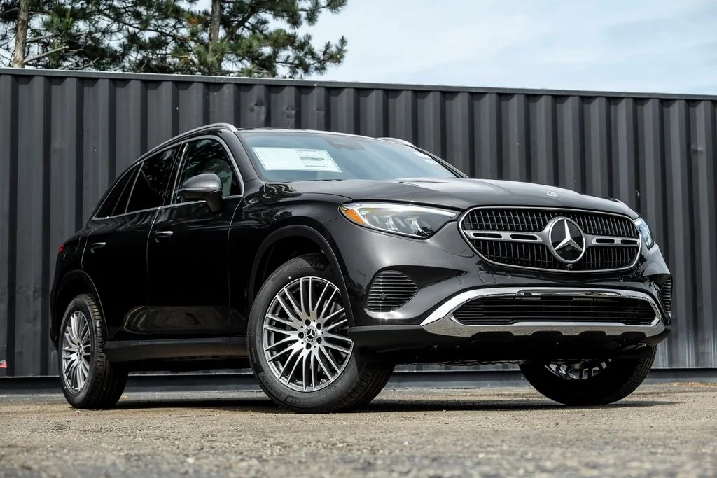 2026 Mercedes-Benz GLC GLC 300 4MATIC's photo