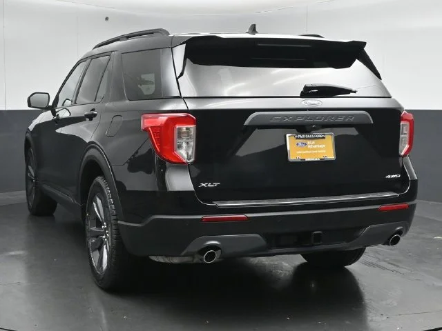 Certified Used 2024 Agate Black Metallic Ford XLT image 6