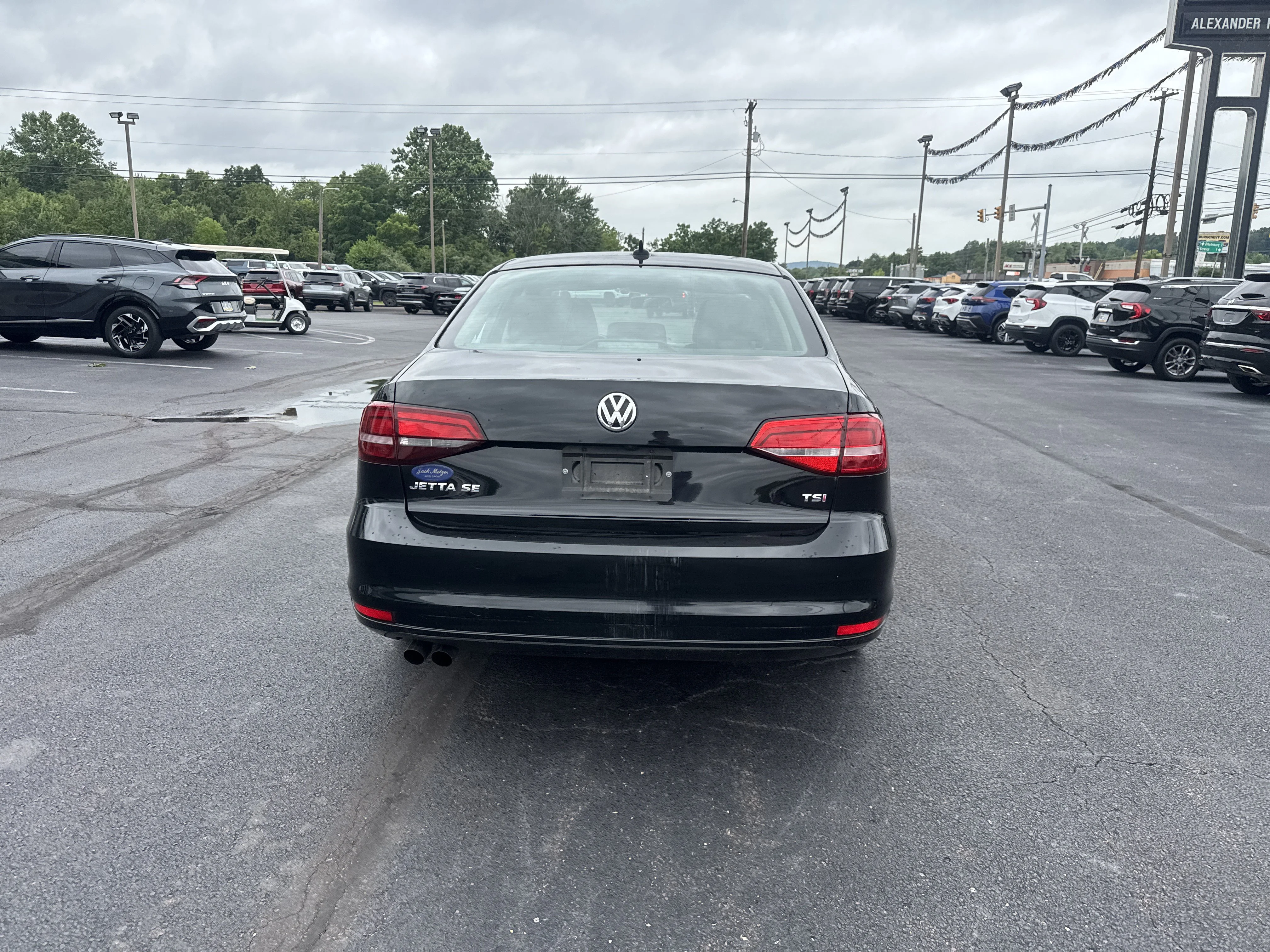 Used 2018 Black Uni Volkswagen 1.4T SE image 4