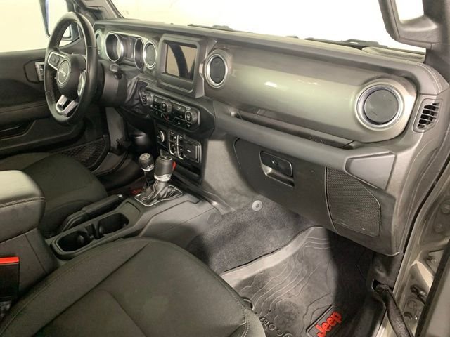 Used 2021 Gray Jeep Unlimited Sahara image 7