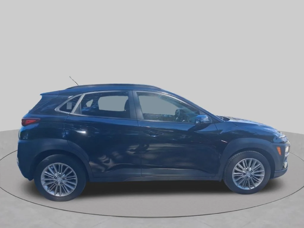 Used 2020 Black Hyundai SEL image 4