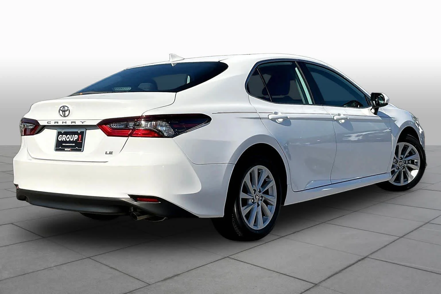 Used 2024 Ice Cap Toyota LE image 13