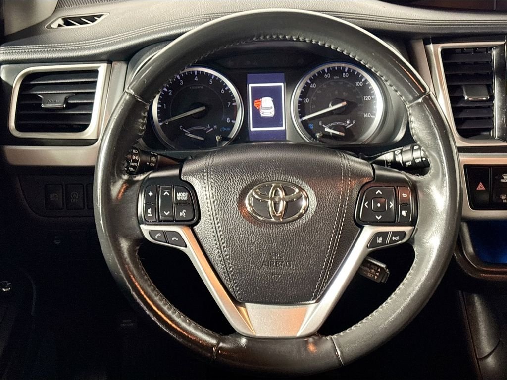 Used 2019 Black Toyota SE image 13