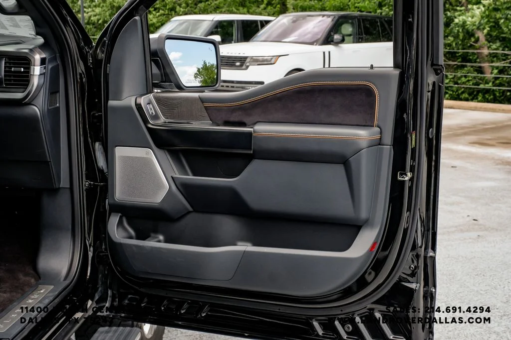 Used 2022 Agate Black Metallic Ford Platinum image 46