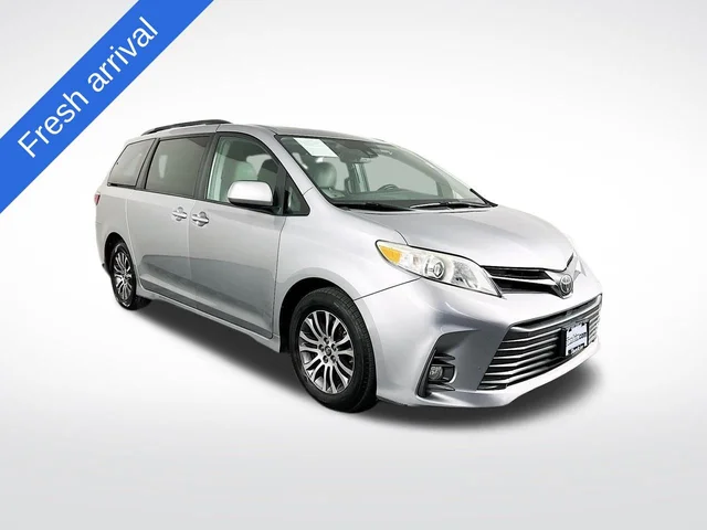 2018 Toyota Sienna XLE