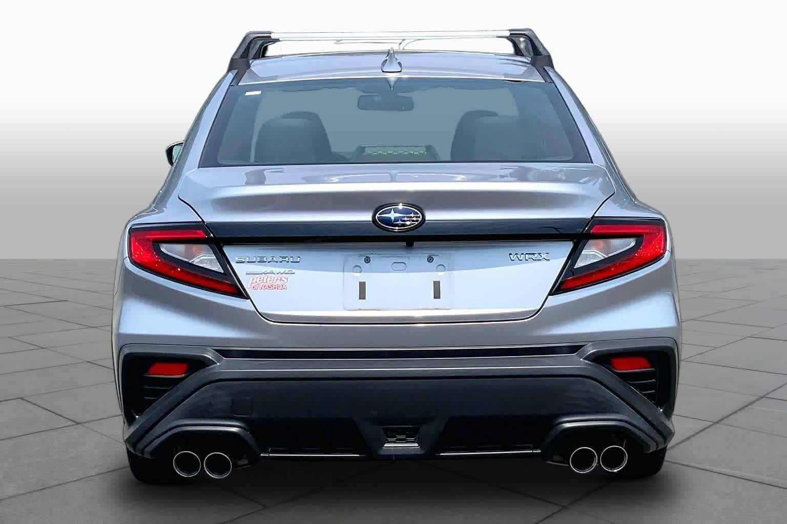 Used 2022 Ice Silver Metallic Subaru  image 5